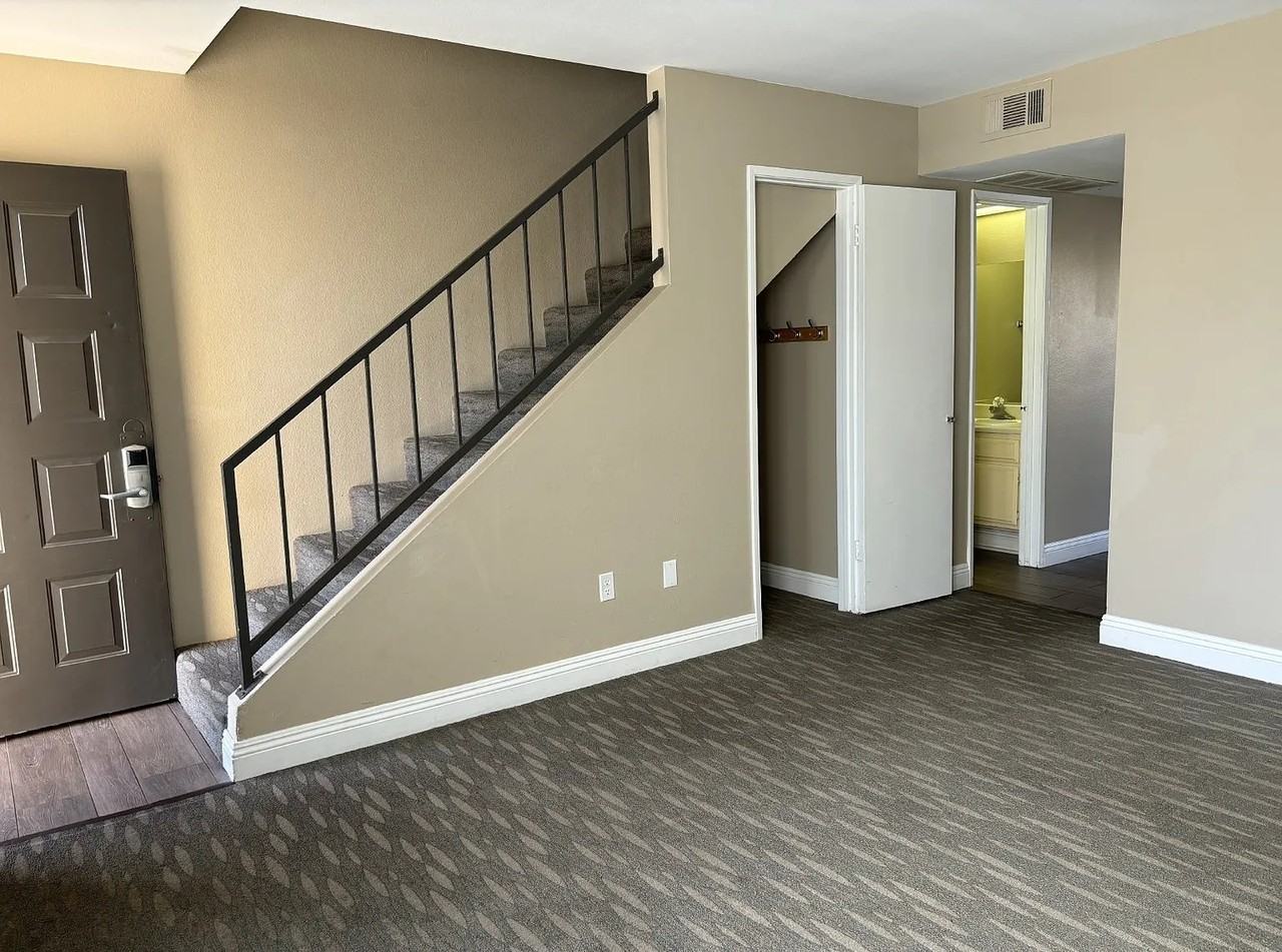 82567 Avenueapt #52 - Photo 7 of 33