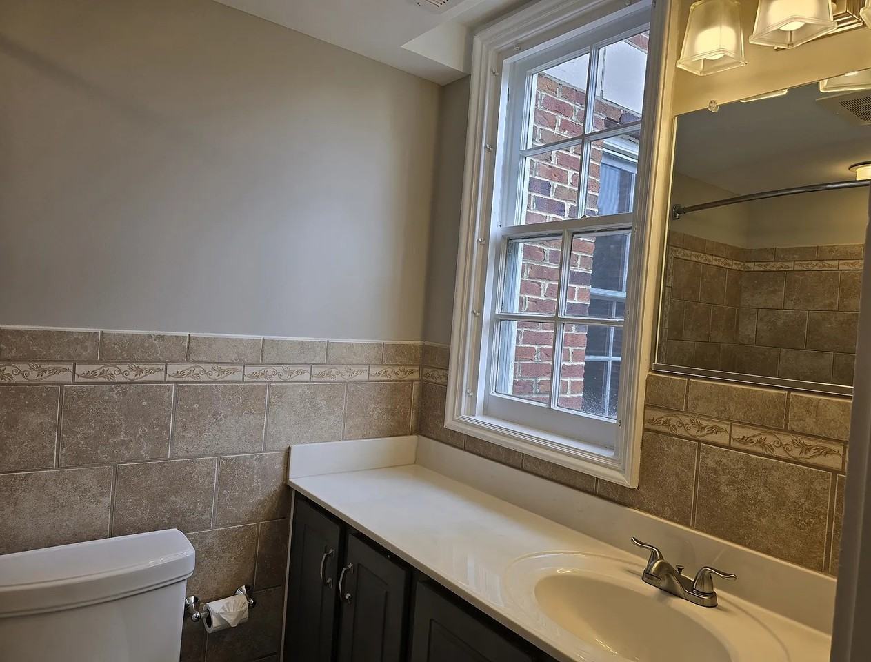 45 E Lock Ln #7 - Photo 6 of 12