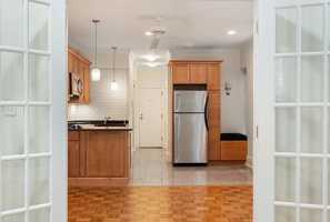 featured image of 76 Phillips St #4