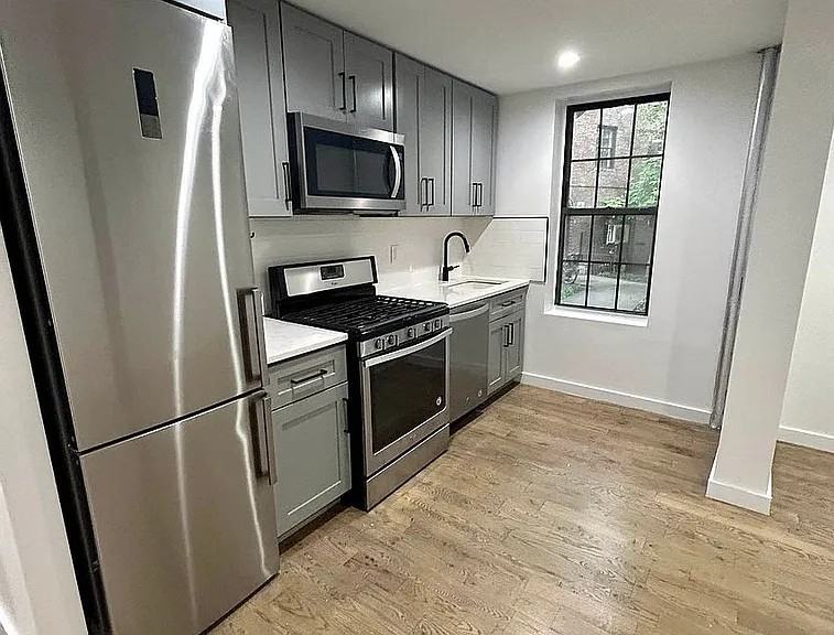 243 W 135th St #2A - Photo 3 of 8