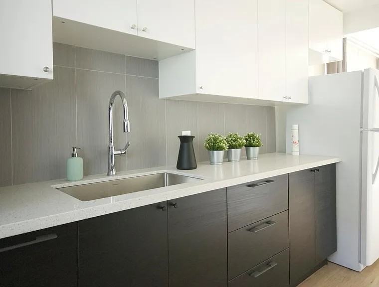 650 S 8th St #14 - Photo 2 of 10