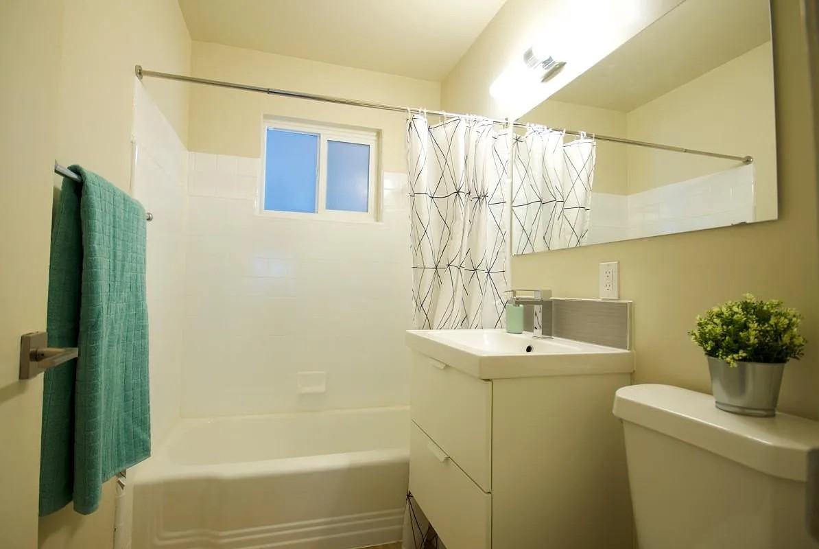 650 S 8th St #14 - Photo 7 of 10