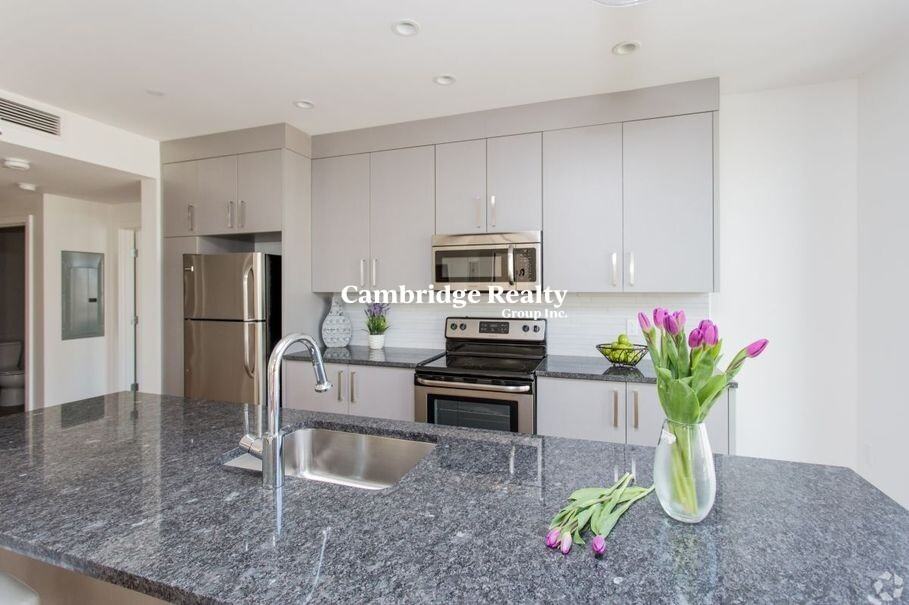 1480 Tremont St #T410