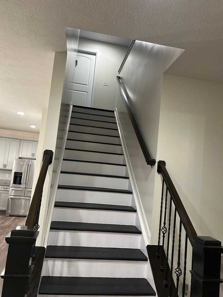 306 Raccoon Ave - Photo 5 of 25