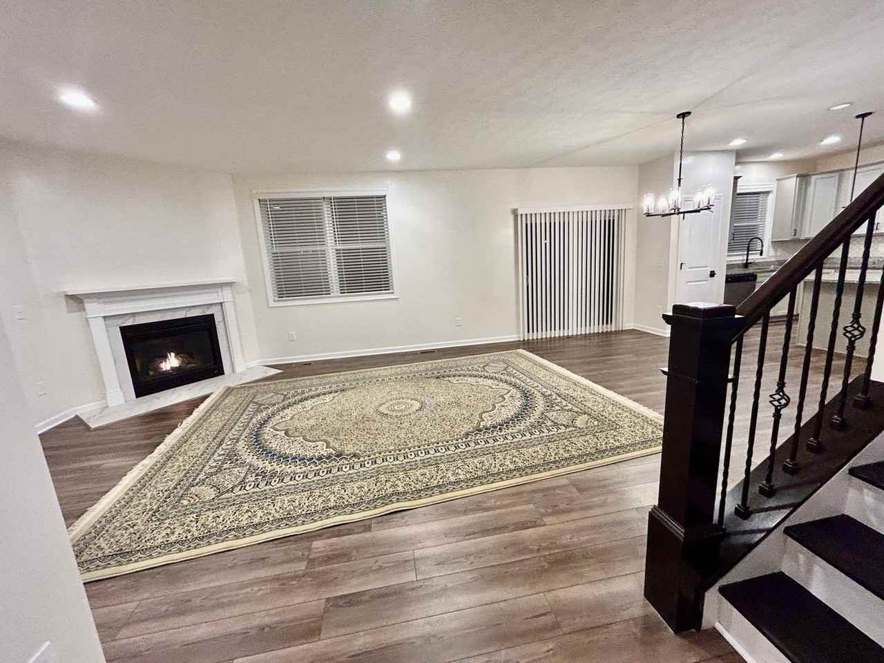 306 Raccoon Ave - Photo 3 of 25