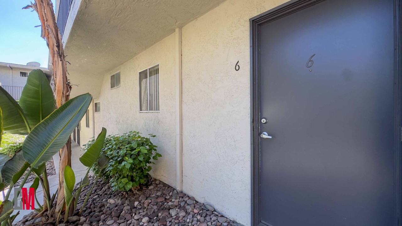 DL University Gardens - Photo 5 of 29