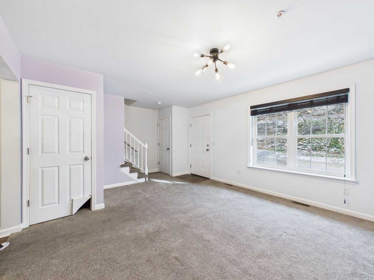 115 Frank S Brown Blvd - Photo 4 of 27