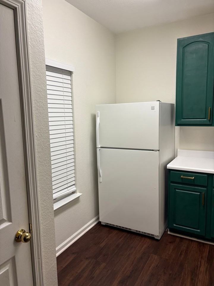 2726 Snapfinger Mnr - Photo 3 of 11