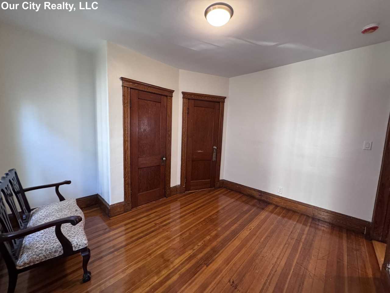 Stanley Ave #1 - Photo 5 of 16