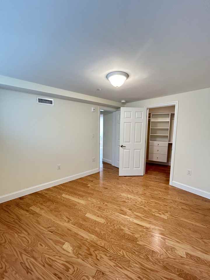 Langdon St #6 - Photo 6 of 49