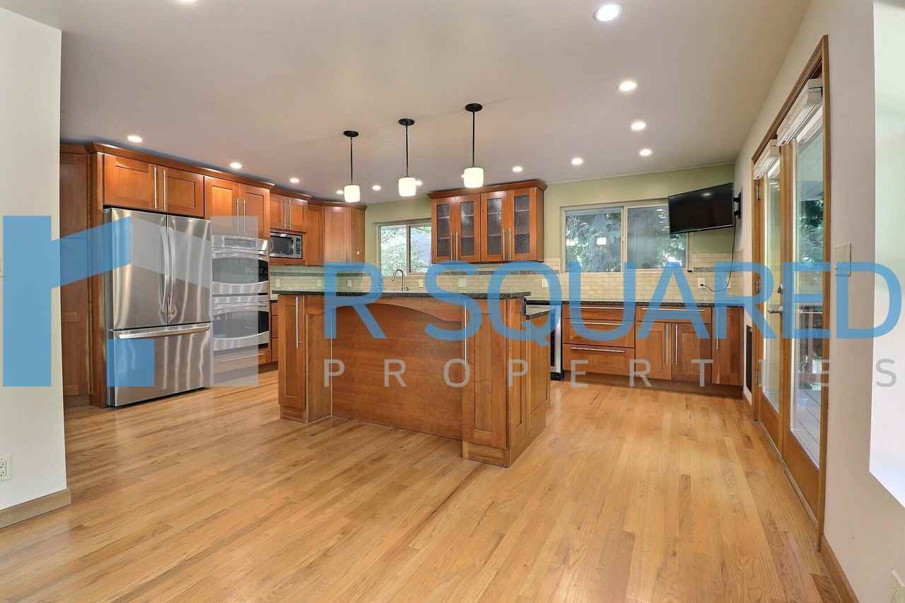 307 Slater St #1 - Photo 5 of 31