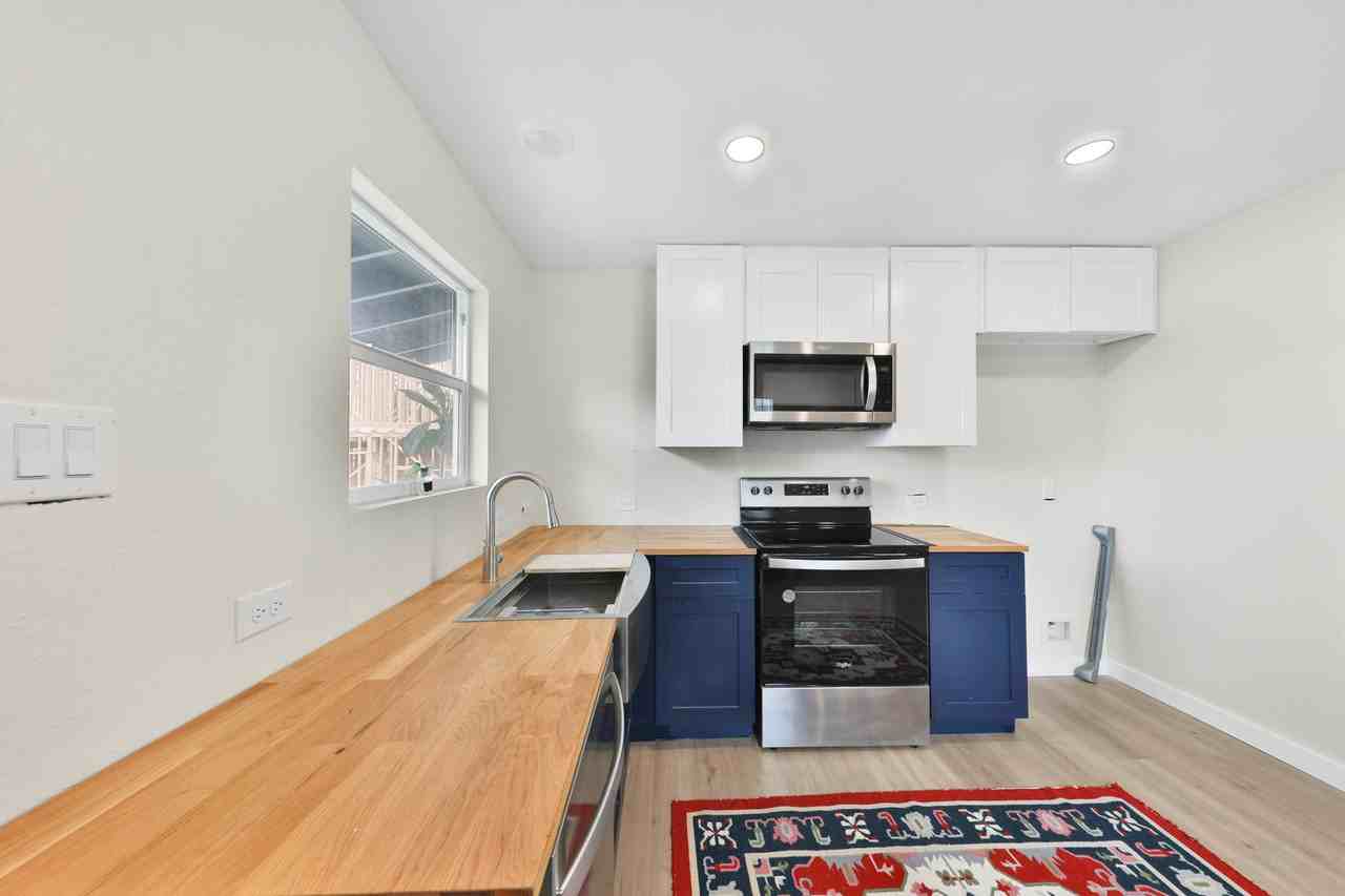 315 W Norwood Ct #1 - Photo 5 of 11