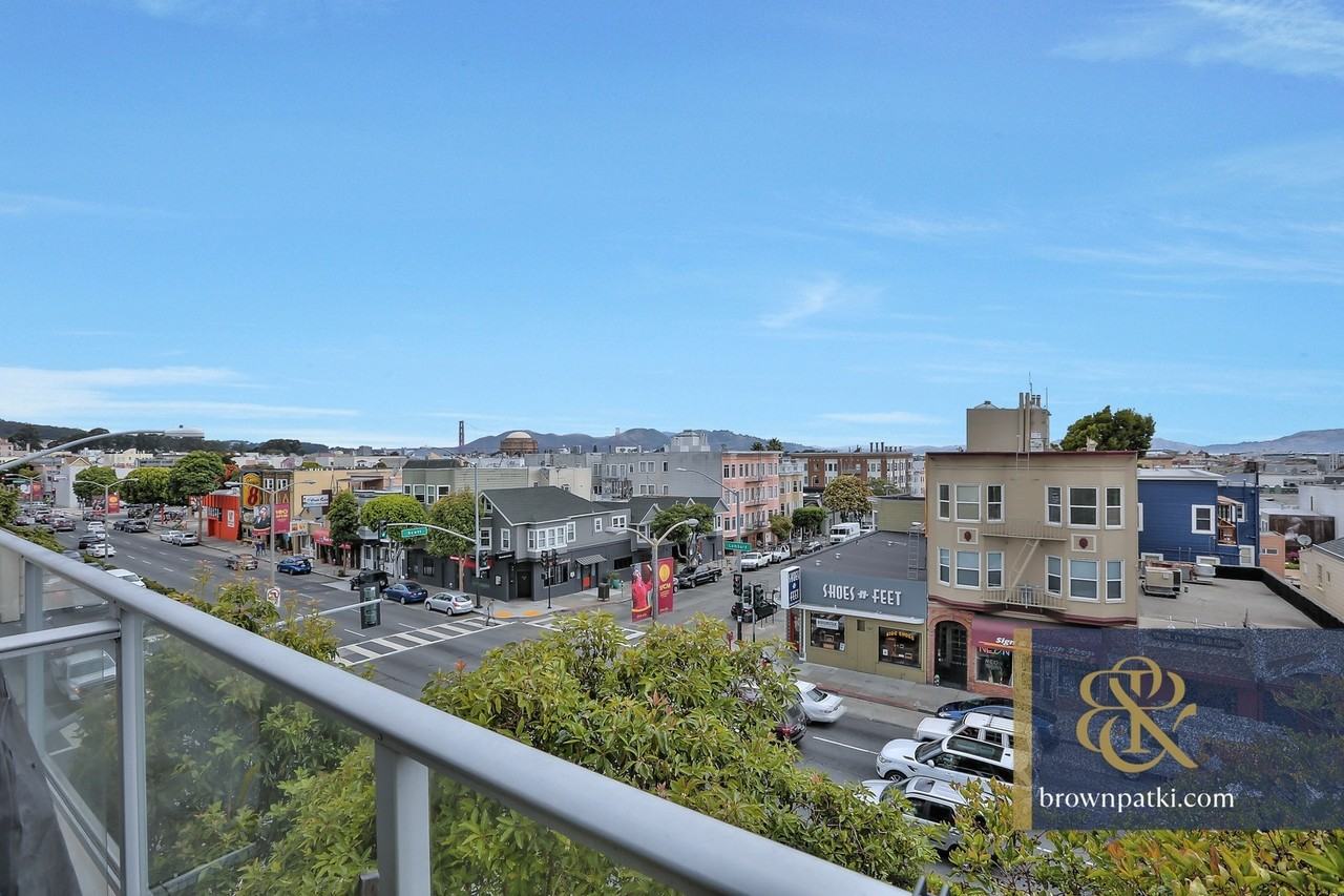 3190 Scott St #306I - Photo 3 of 19