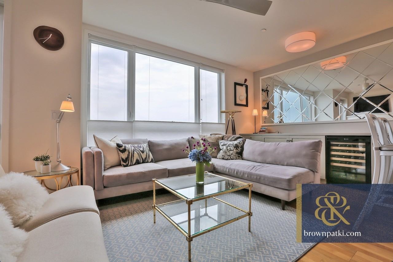 3190 Scott St #306I - Photo 4 of 19