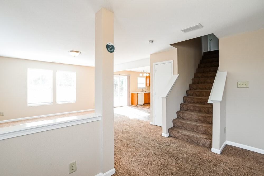 14235 Hartwell Farm Dr - Photo 5 of 17