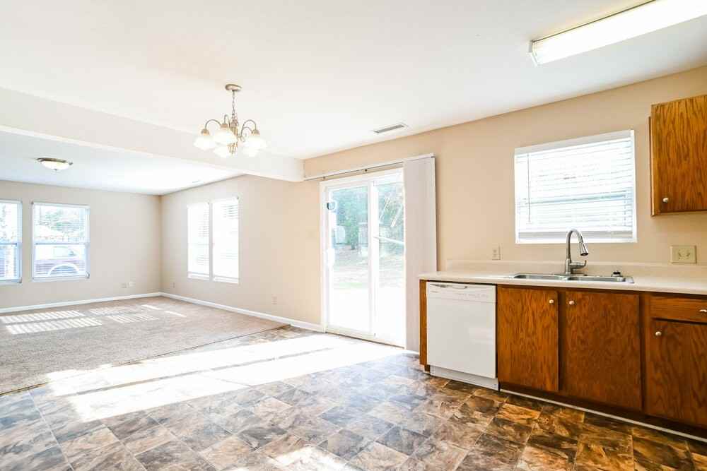 14235 Hartwell Farm Dr - Photo 7 of 17