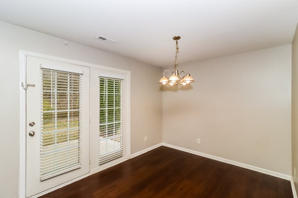 6631 Nevin Glen Dr - Photo 7 of 17