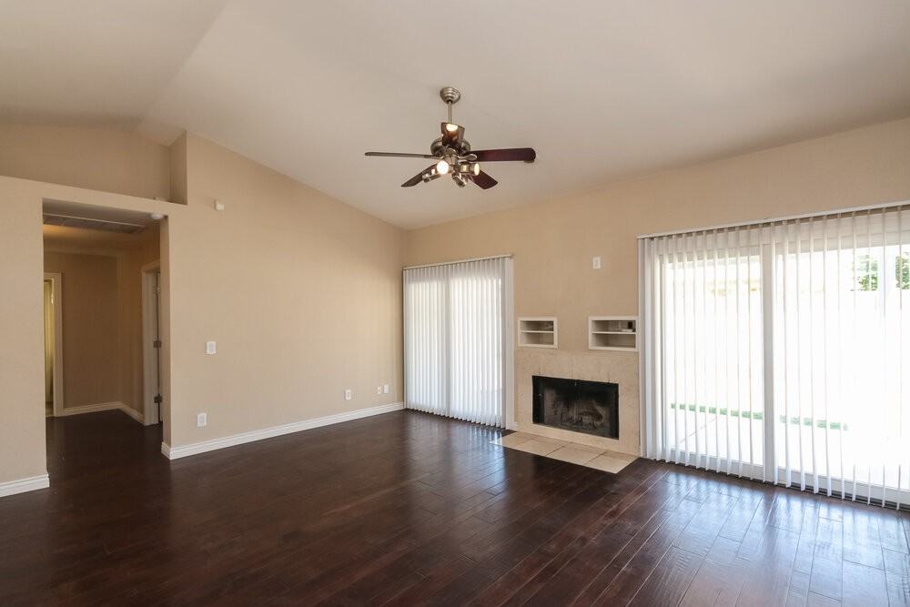 1428 E Kent Ave - Photo 3 of 15