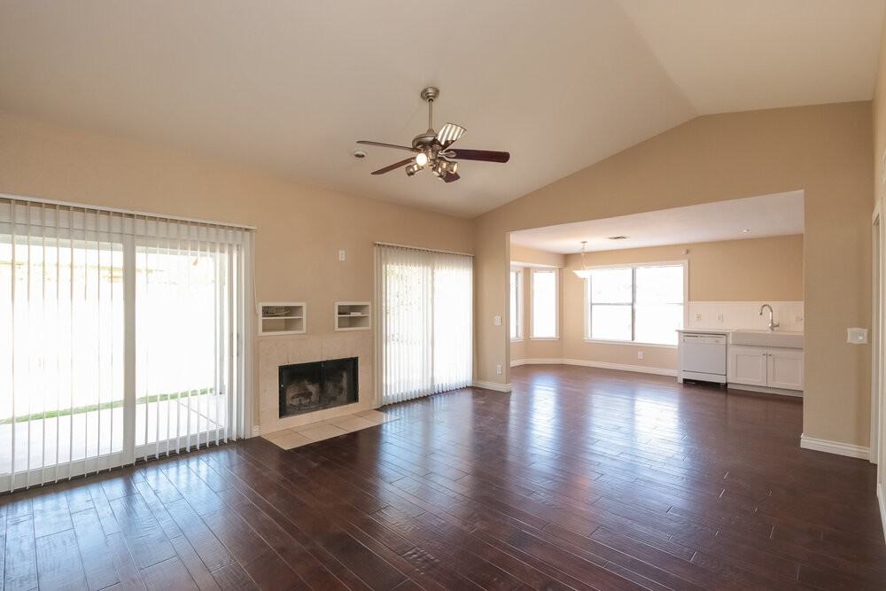 1428 E Kent Ave - Photo 4 of 15