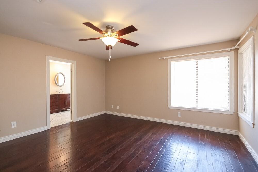 1428 E Kent Ave - Photo 7 of 15