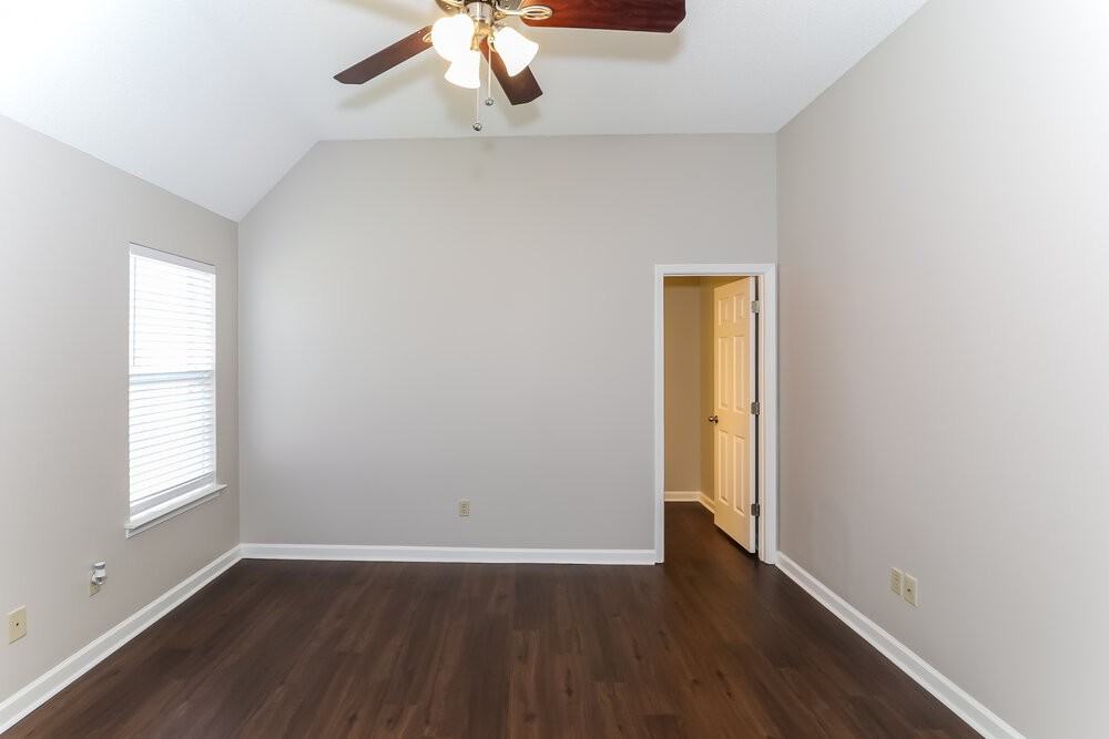 8456 Cross Point Dr - Photo 7 of 16