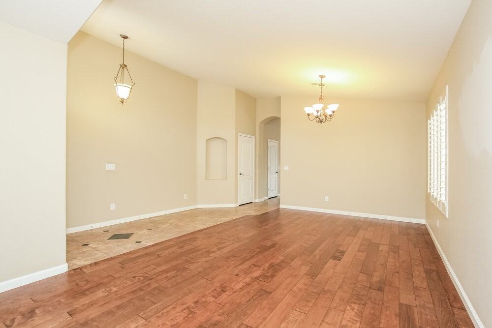 2515 W Gambit Trl - Photo 3 of 16