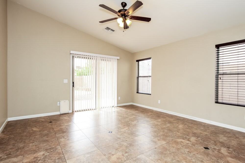 2515 W Gambit Trl - Photo 5 of 16