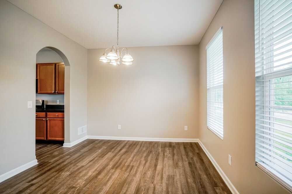 5841 Marble Creek St - Photo 6 of 17