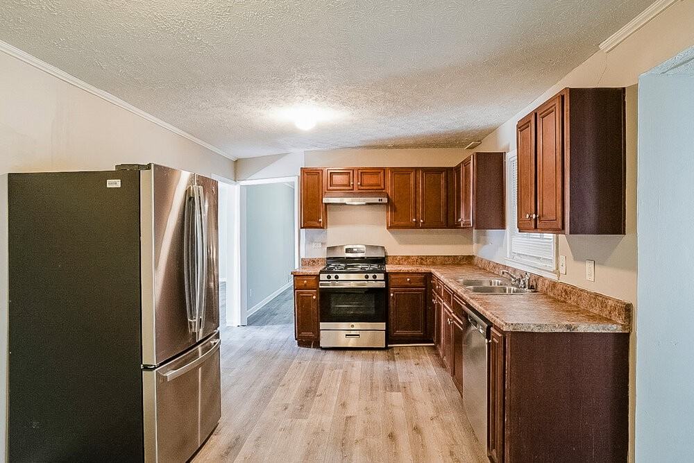 5010 Ailene Dr - Photo 7 of 19