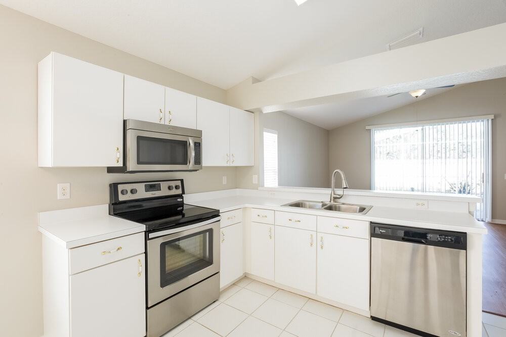 9306 Hidden Water Cir - Photo 6 of 15