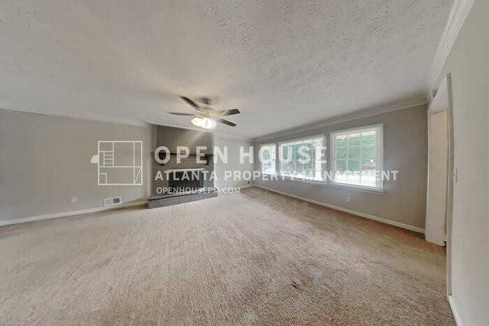 1681 Junior Trl - Photo 5 of 23