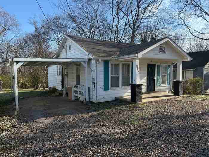 807 N 6th St - Photo 4 of 24