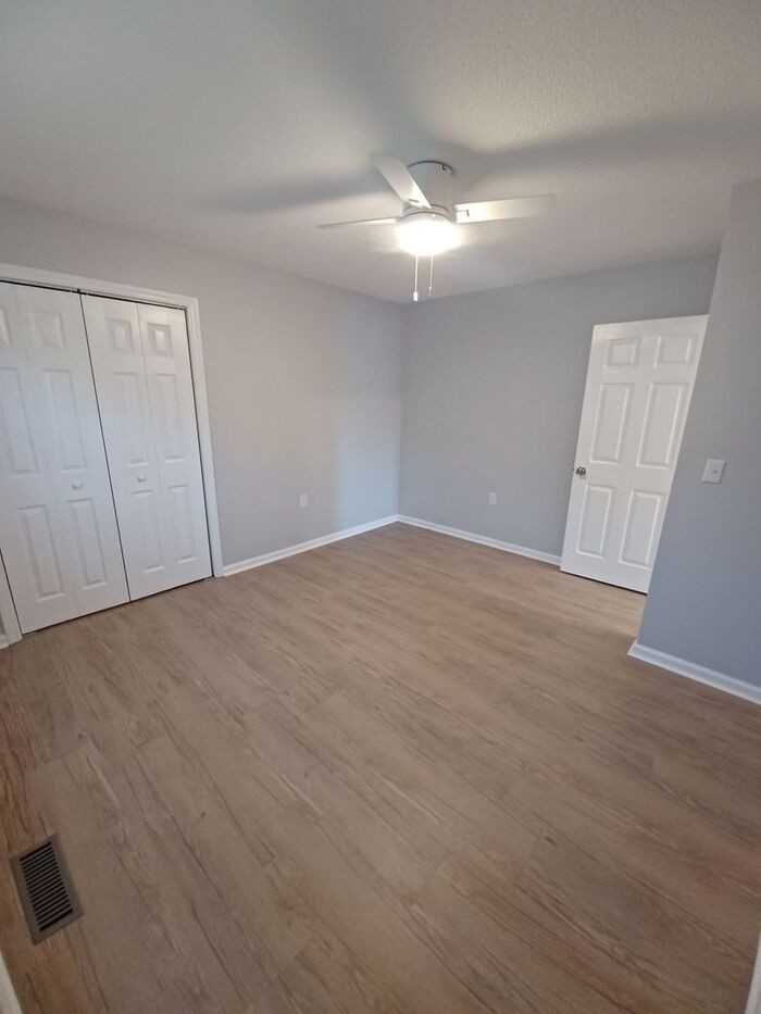 5175 Ponderosa Dr - Photo 2 of 10