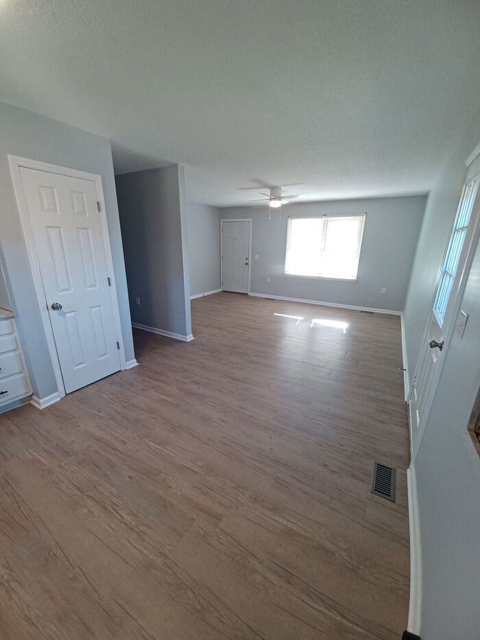 5175 Ponderosa Dr - Photo 5 of 10