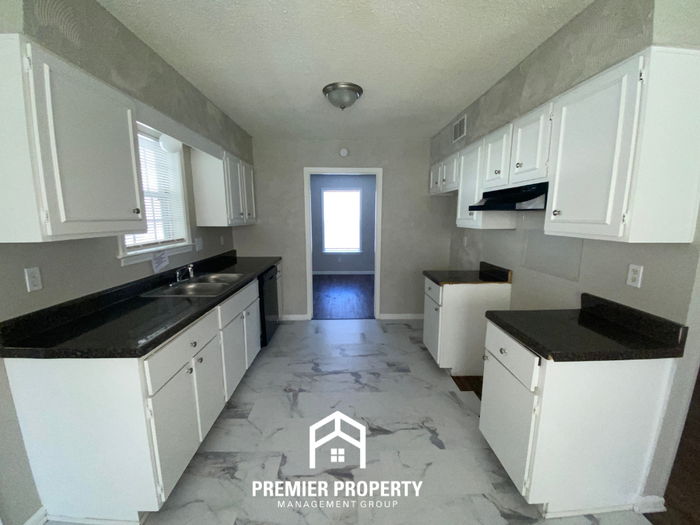 3999 Hanna Dr - Photo 5 of 21