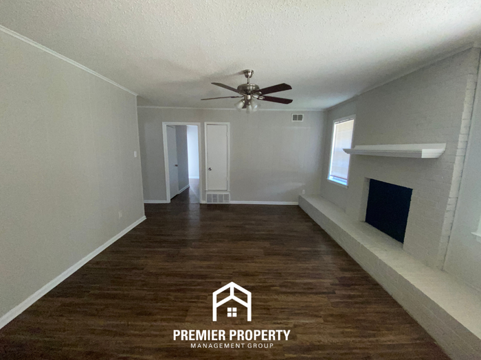 3999 Hanna Dr - Photo 7 of 21