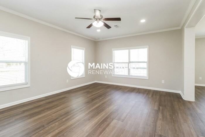 8516 Kellett St - Photo 4 of 15