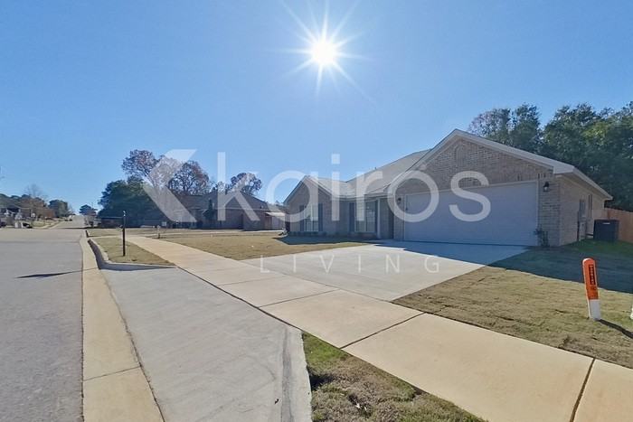 251 Magnolia Dr - Photo 4 of 34