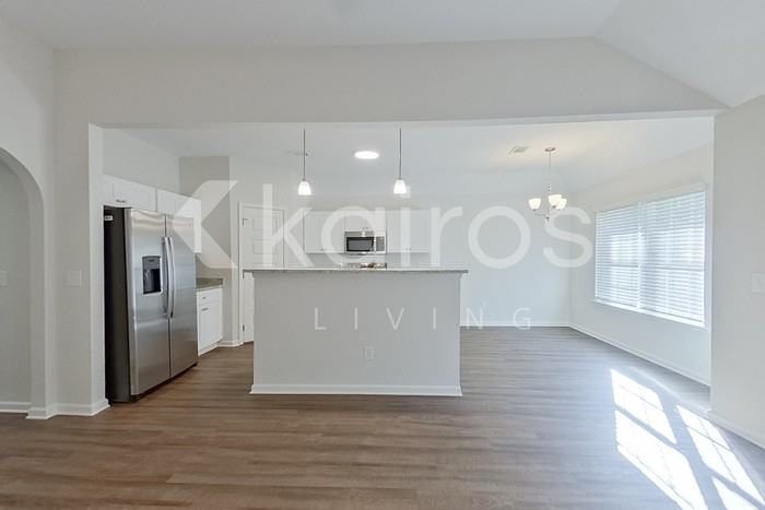 251 Magnolia Dr - Photo 7 of 34