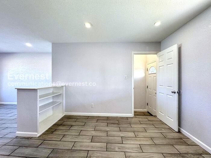 2755 N Humboldt St - Photo 6 of 25