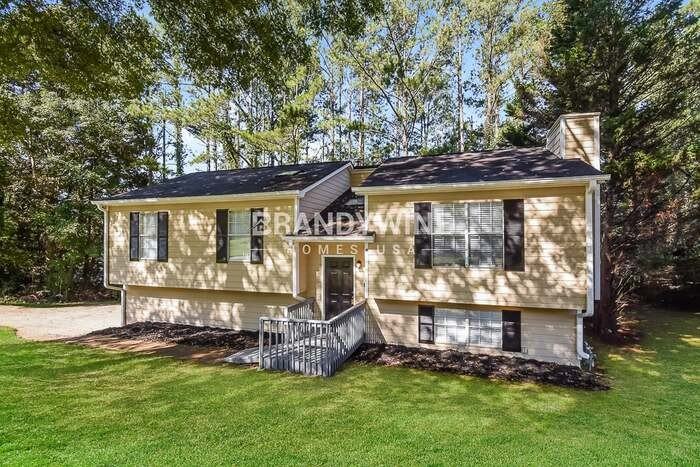 2681 Meadow Ridge Court - Photo 2 of 20