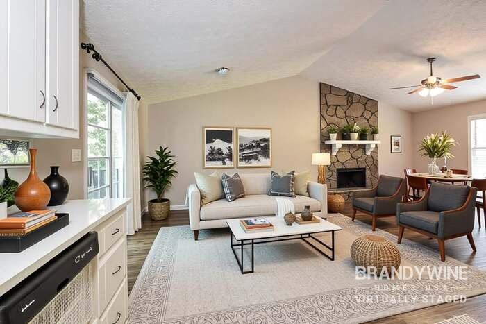 2681 Meadow Ridge Court - Photo 3 of 20