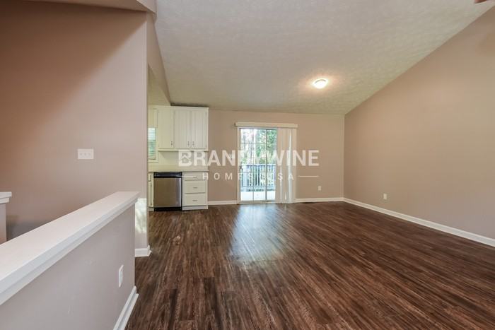 2681 Meadow Ridge Court - Photo 7 of 20