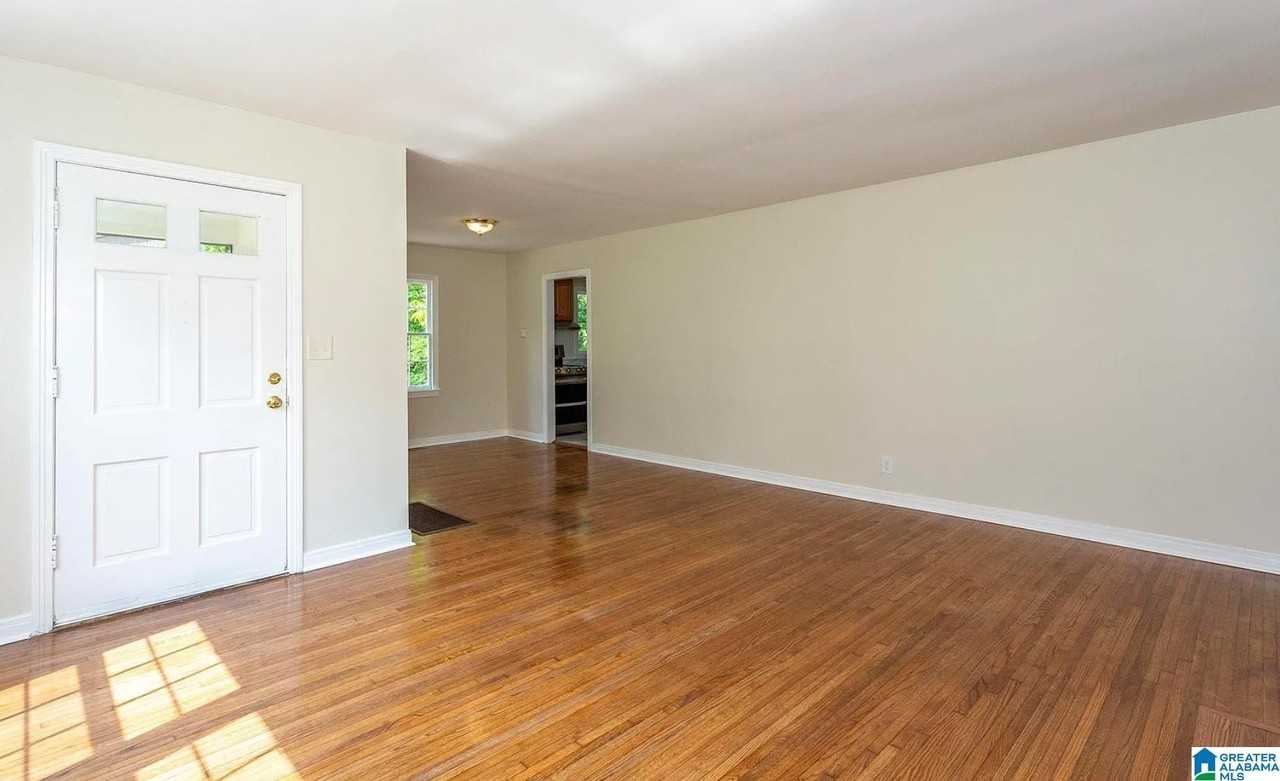 921 Five Mile Rd - Photo 5 of 26