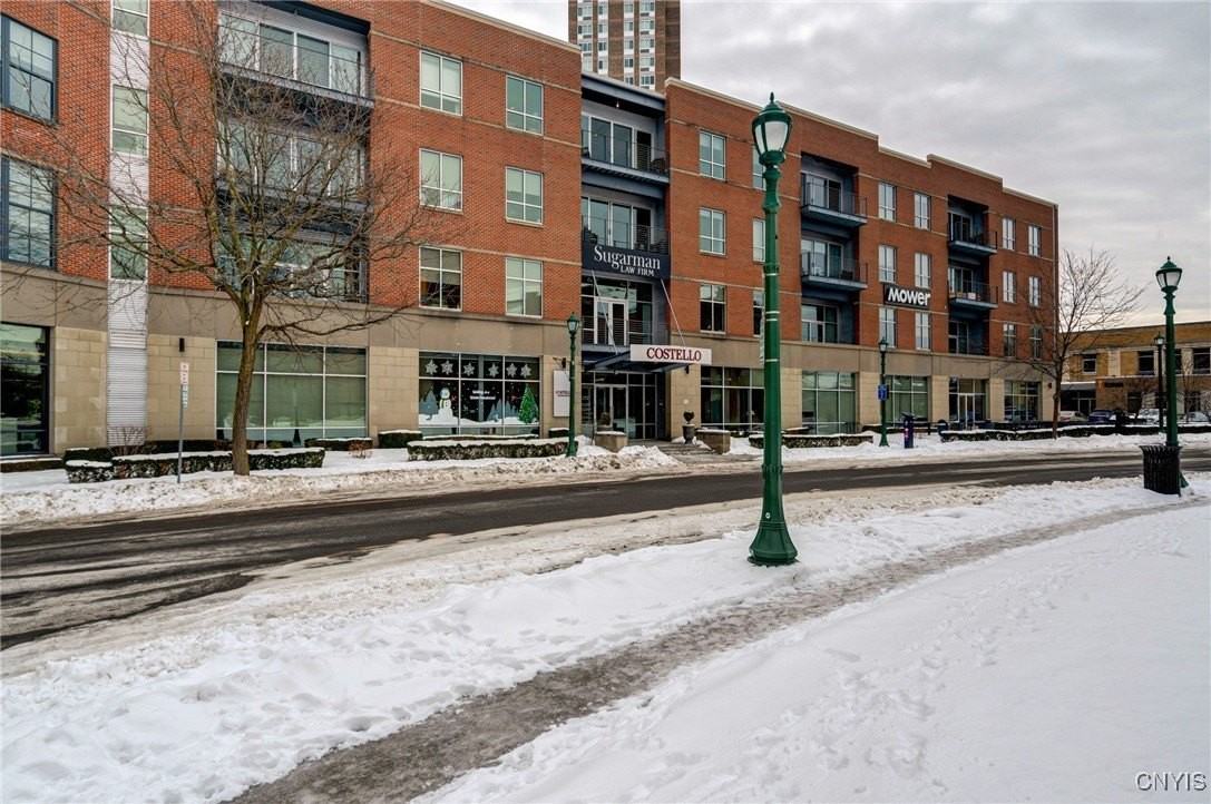 211 W Jefferson St Apt 405 #405 - Photo 2 of 47