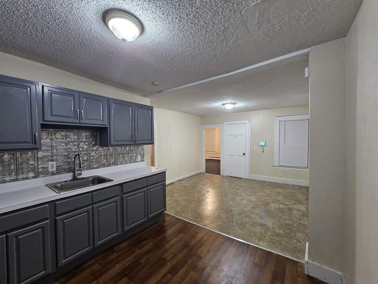 8 Edgar St #1 - Photo 2 of 7