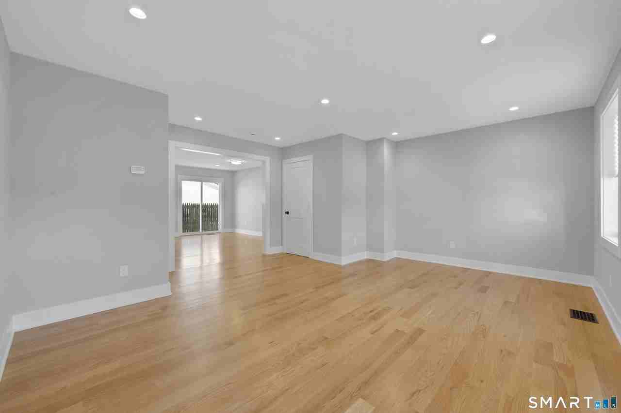 20 Bouton St #A - Photo 4 of 28