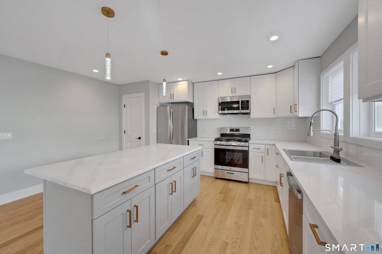 20 Bouton St #A - Photo 7 of 28