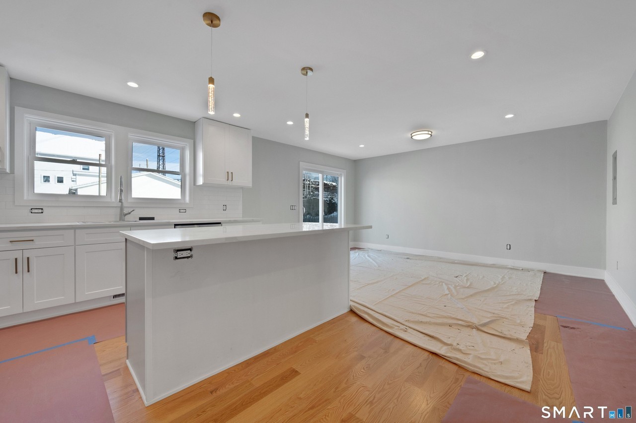 20 Bouton St #B - Photo 6 of 23