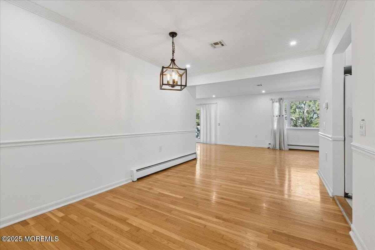 57 Selkirk Ave - Photo 6 of 24